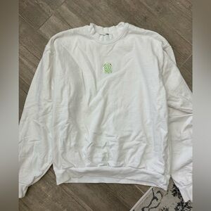 Mao Tao turtles holding rose sweatshirt